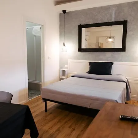 Blueshouse La Fenice 3* بولونيا