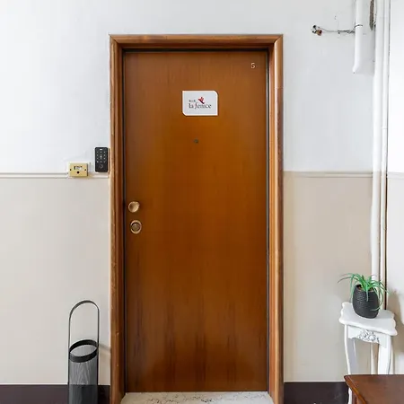 فندق مبيت وإفطار Blueshouse La Fenice 3*