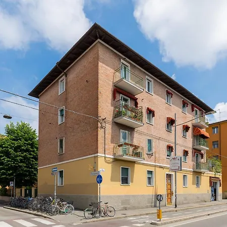 فندق مبيت وإفطار Blueshouse La Fenice بولونيا